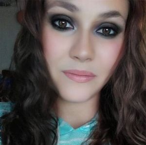 Meet your Posher, Marissa